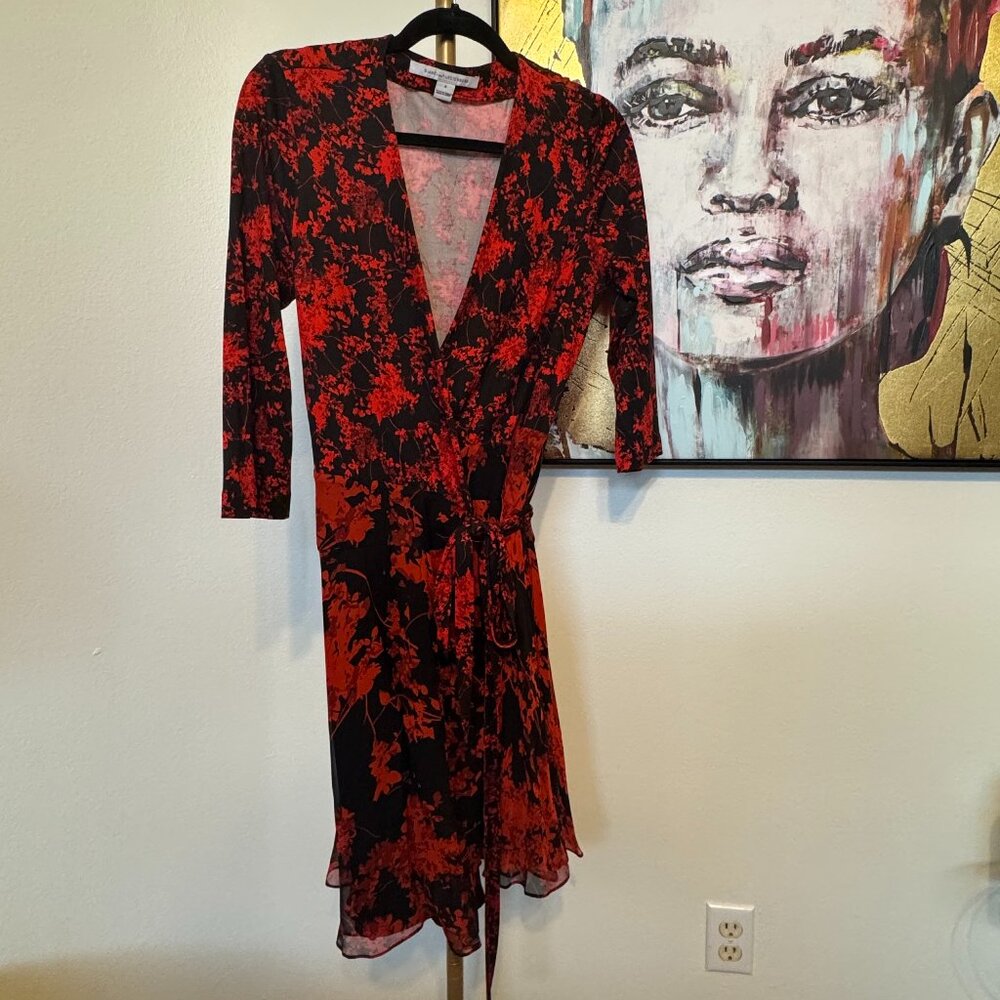 Diane vonFurstenberg Red and Black 3/4 sleeve midi wrap dress womens size 8